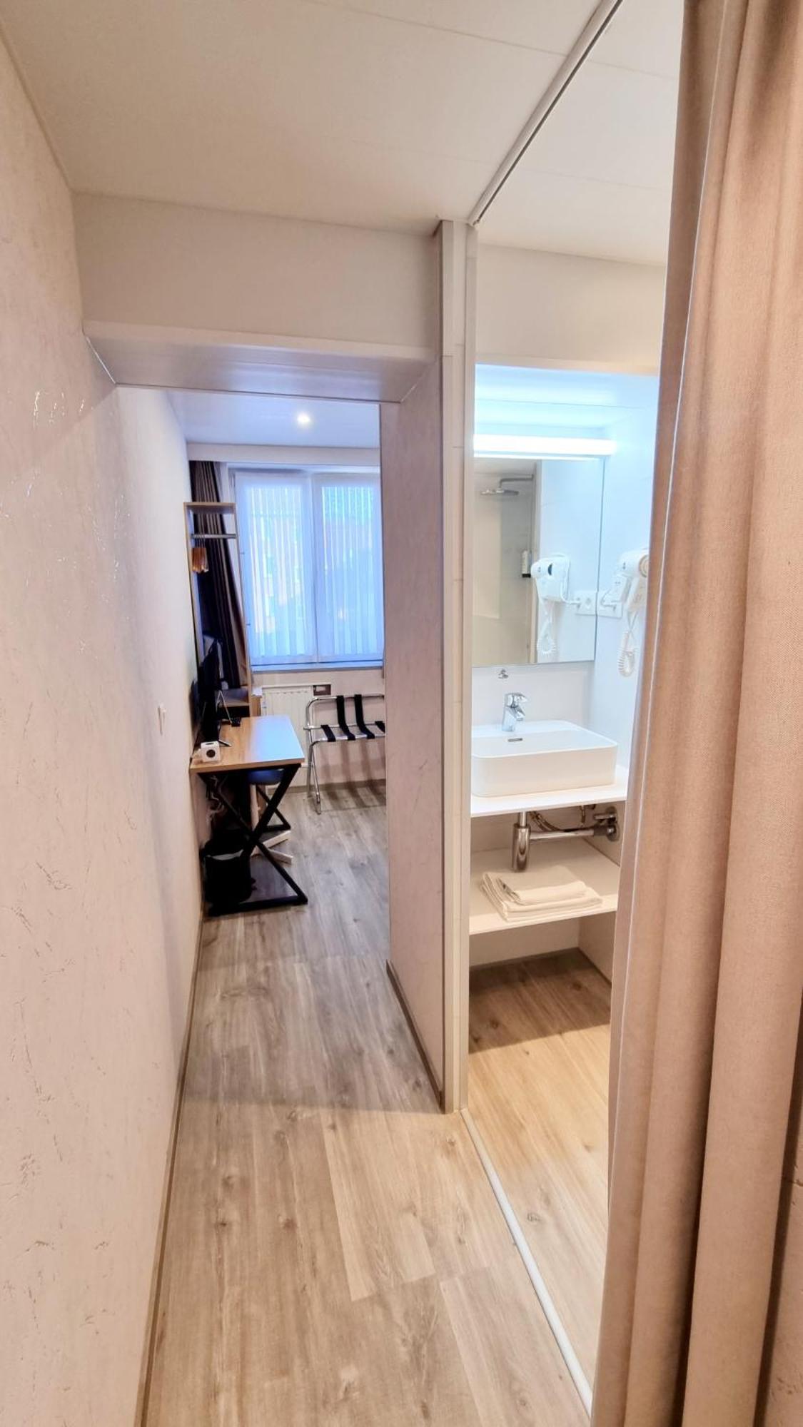 אוסטנדה Hotel Cardiff חדר תמונה
